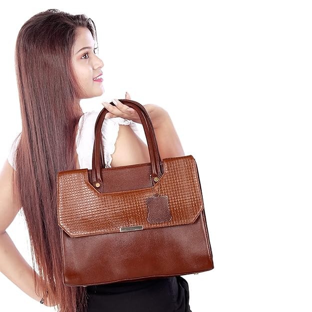 Structured Leather Handbag - CUT FLAP