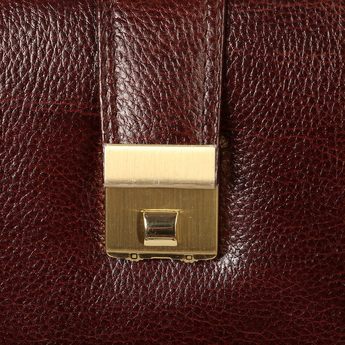 HAYAT Leather Accessories Natural Leather Briefcase for Men 24 litres Capacity Dimension-L-17 X H-12 X W-2.5 Inch Weight-1.4 KG