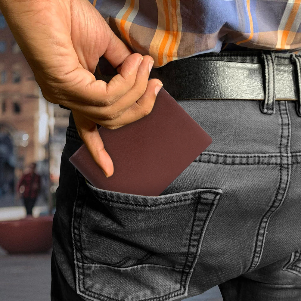 Lambskin Leather Wallet - STITCHLESS